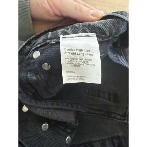 REFORMATION JEANS 26 black Cynthia High Rise Straight long Jean Faded - Picture 8 of 13